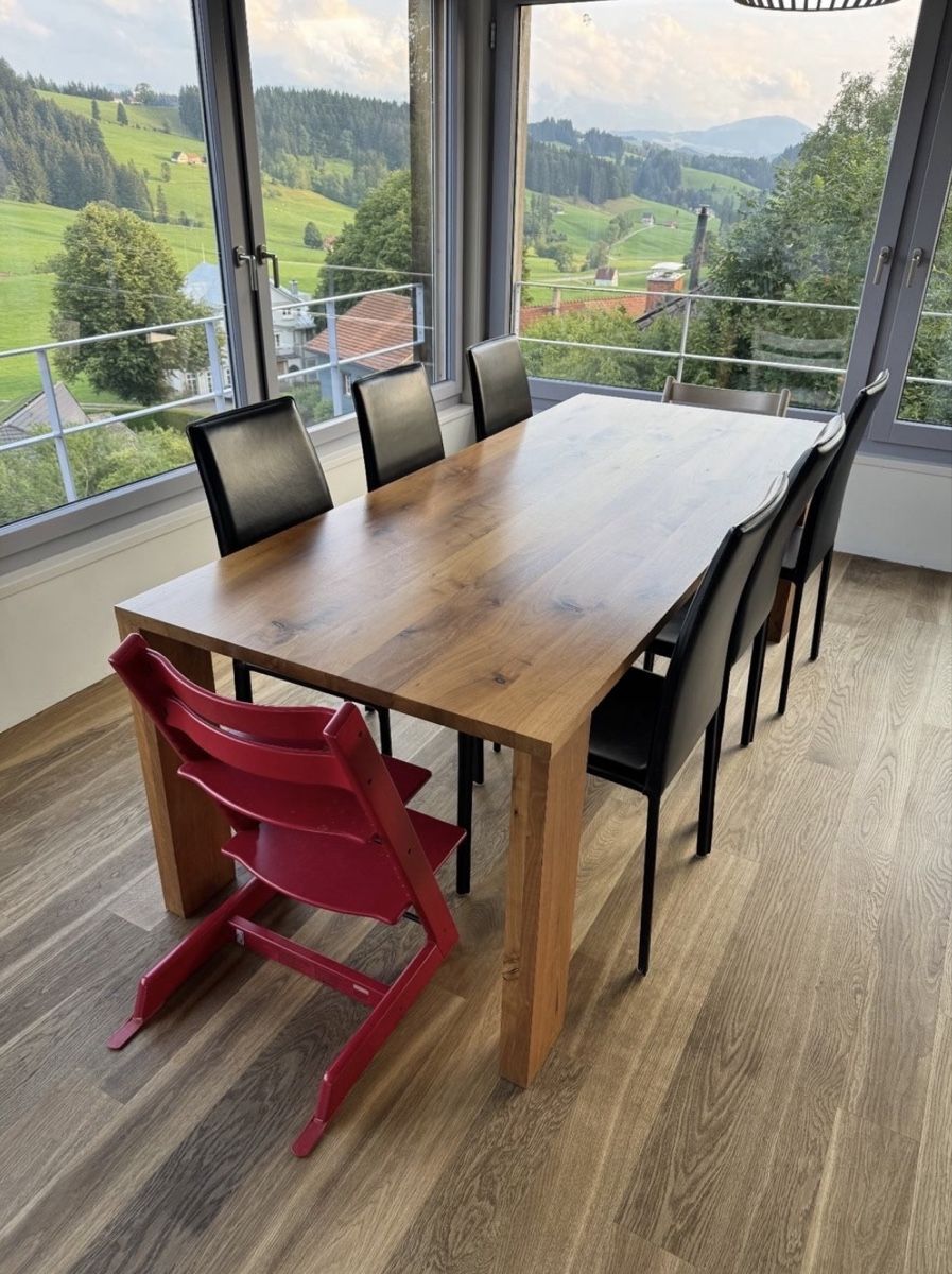 Tische: Nussbaum Massivholz Tisch – Gebraucht aus Nunningen von jau_42 1