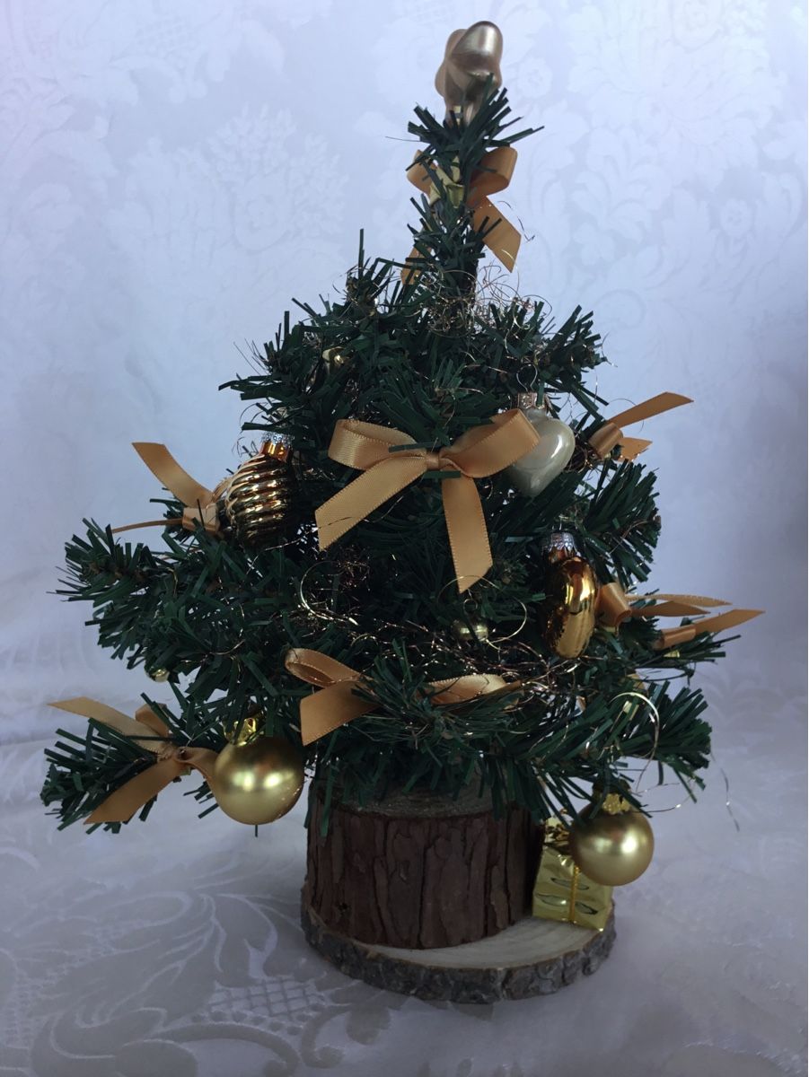 Tutte le decorazioni: Festlicher Weihnachtsbaum – Usato da St. Gallen venduto da chamilla 3