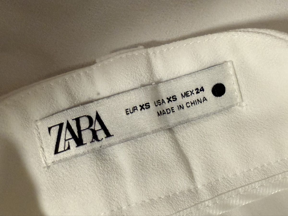 Zara Pantaloni: Short Zara blanc taille XS – Nuovo (secondo la descrizione) da Châtelaine venduto da nan_j75j 2