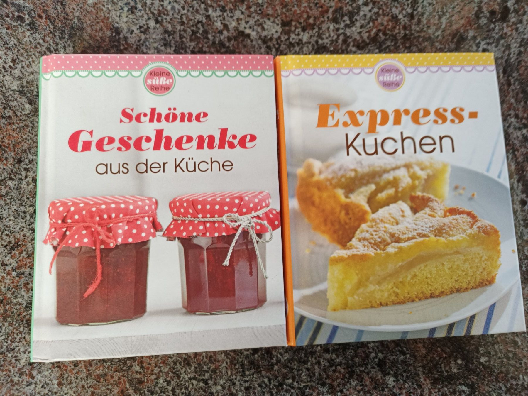 Bücher: Geschenke aus der Küche & Expresskuchen – Gebraucht aus Bätterkinden von Elefantenzoo