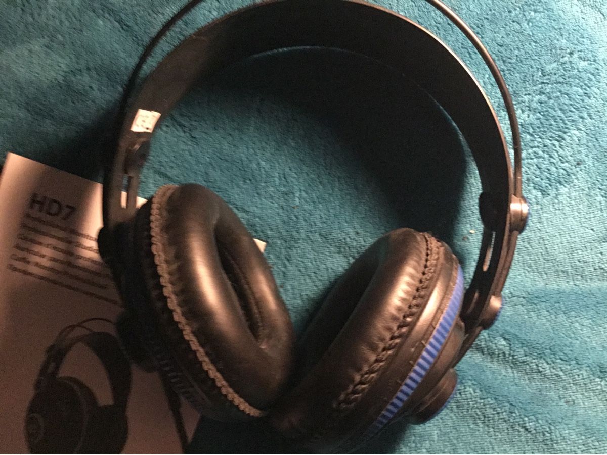 PreSonus Casques audio: Kopfhörer Studiokopfhörer PreSonus HD 7 – D'occasion à Schlieren par Jeajet 7