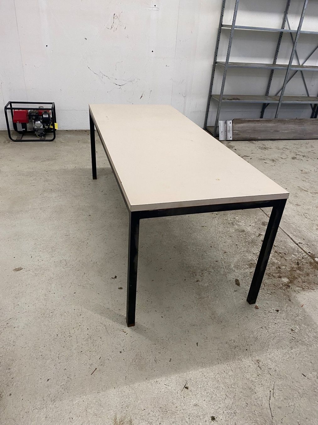 Tische: Arbeitstisch – Gebraucht aus Döttingen von Alfi61