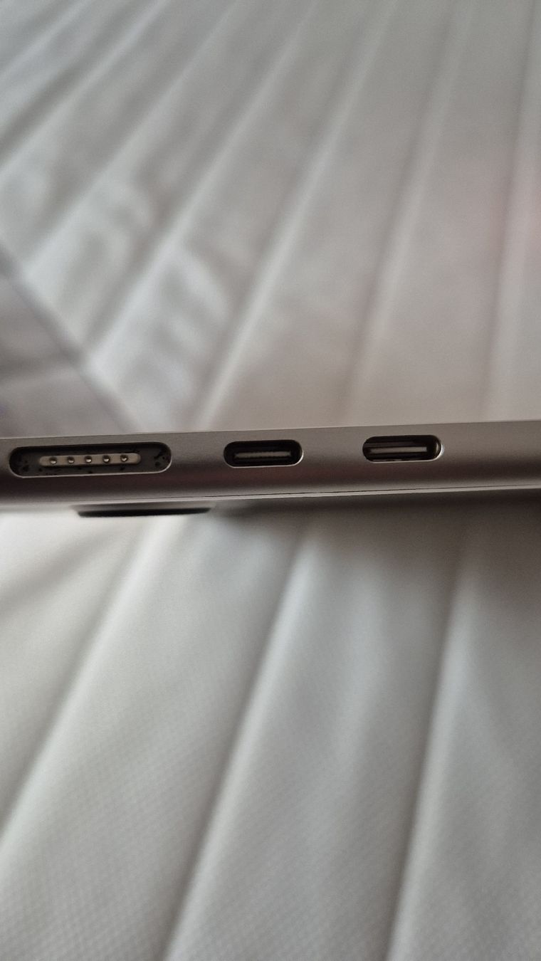 Apple Notebooks: MAC BOOK AIR13/M2-8/8G/256G/STARLIGHT – Gebraucht aus Ennetaach von MStr74 1