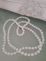 Lange weisse GABLONZ.Kette