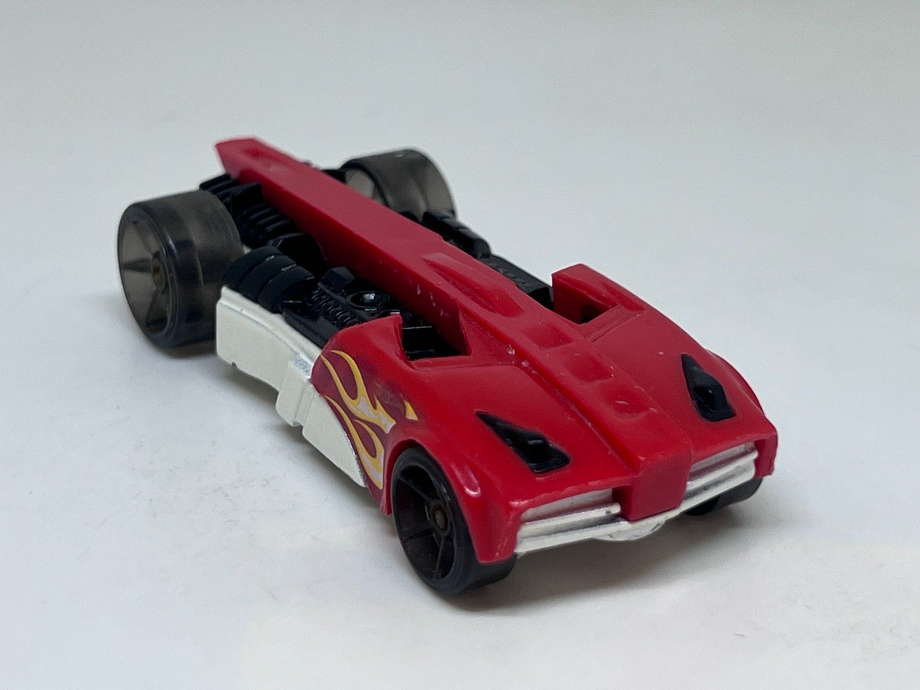 Hot Wheels Modellini d'auto: Hot Wheels Buzz Bomb #539 – Usato da Wildegg venduto da LaaBoutique
