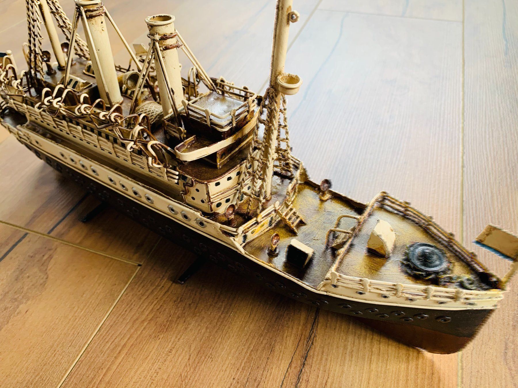 Kit di modellismo & Modellini statici: Modellbau HANDMADE 1:20 MARKLIN 37cm XXL – Nuovo e nell'imballaggio originale da Bergdietikon venduto da shopAgent 6