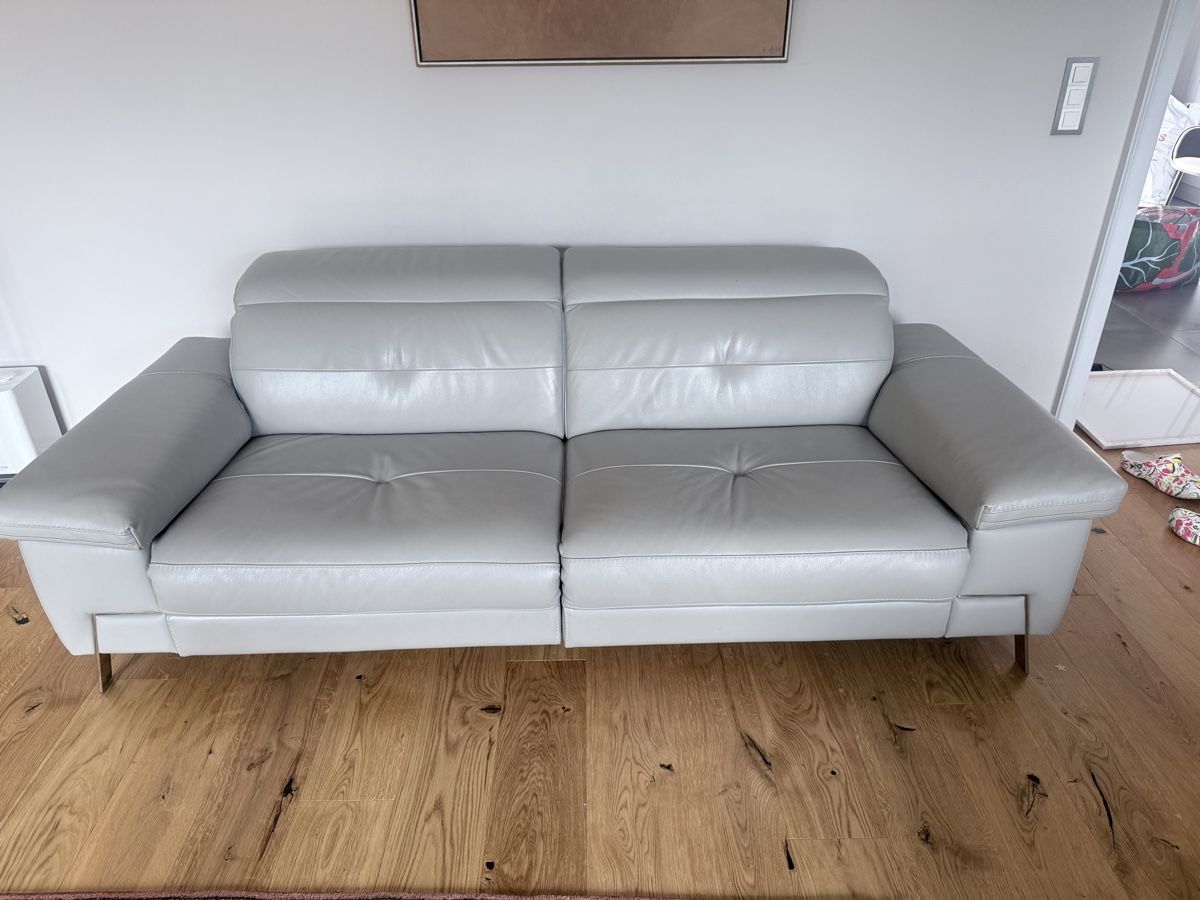 Sofas: Canapé électrique en cuir – Gebraucht aus Sion von debsone 2