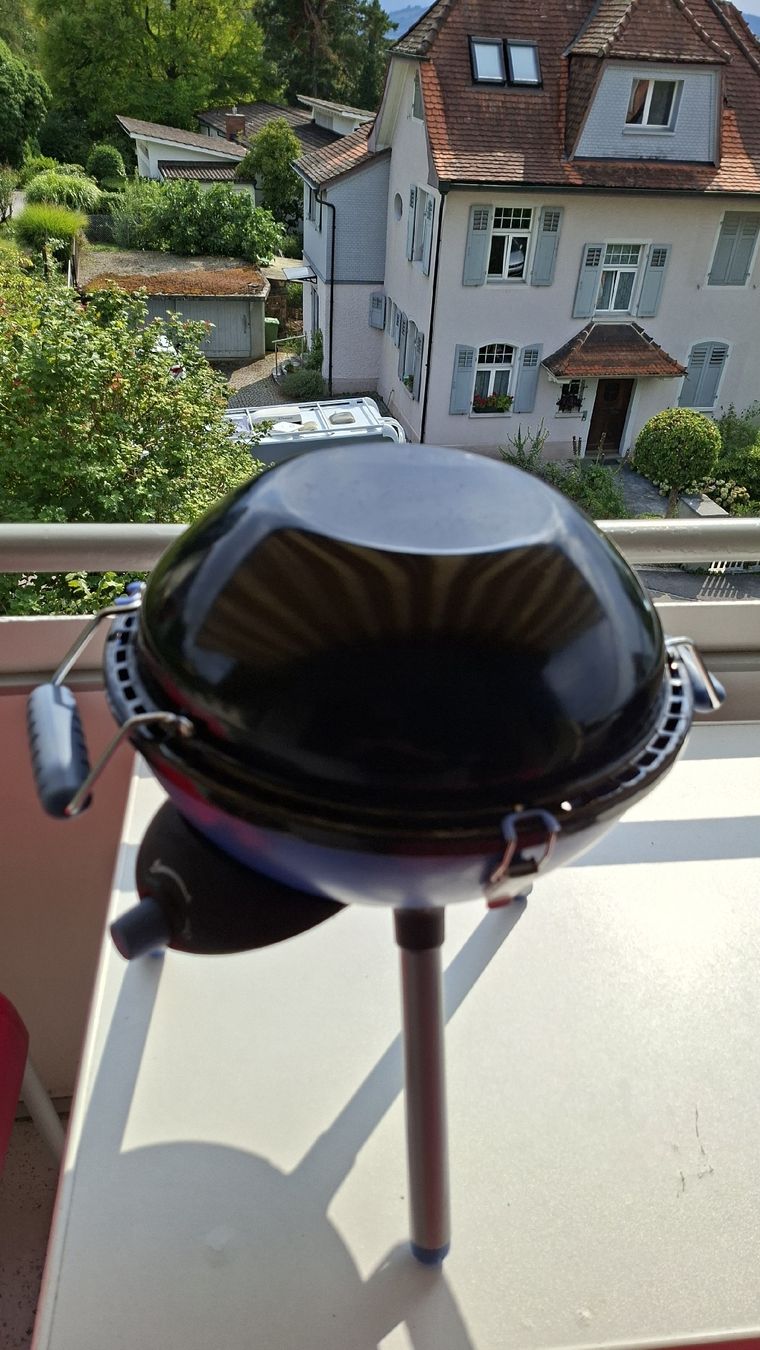 Griglie: Gasgrill günstig abzugeben – Usato da Zug venduto da 2005_matthias 2