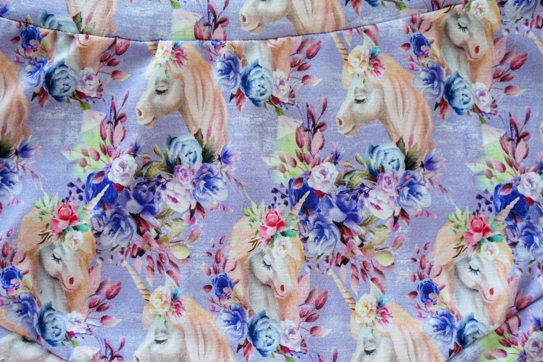 Pantaloni: Kurze Hose mit Einhorn 116/122 - NEU – Nuovo e nell'imballaggio originale da Zürich venduto da sambaum 2