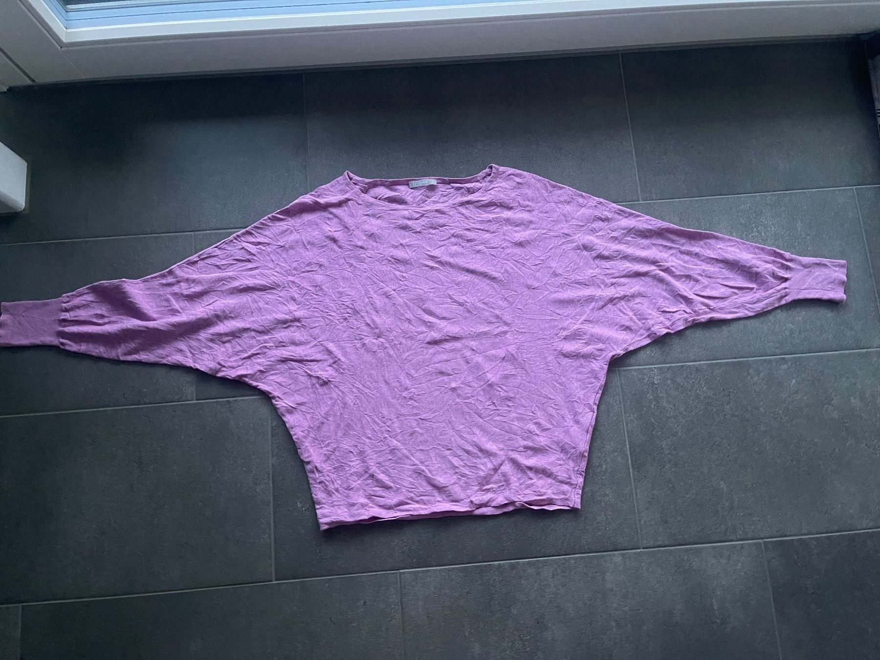 Pullover & Sweatshirts: leichter Pullover in Lila, Grösse S, NILE – Gebraucht aus Rapperswil BE von Rappsiger 2