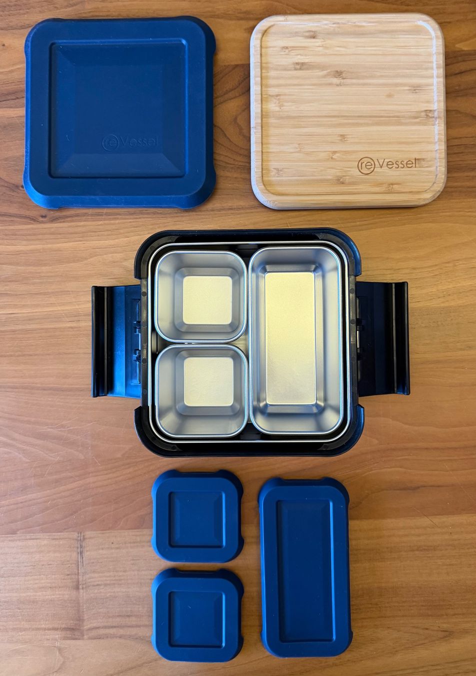 Recipients et similaires: Lunchbox "reVessel" - Explorer Kit – Neuf avec emballage d'origine à Wilihof par escargotet