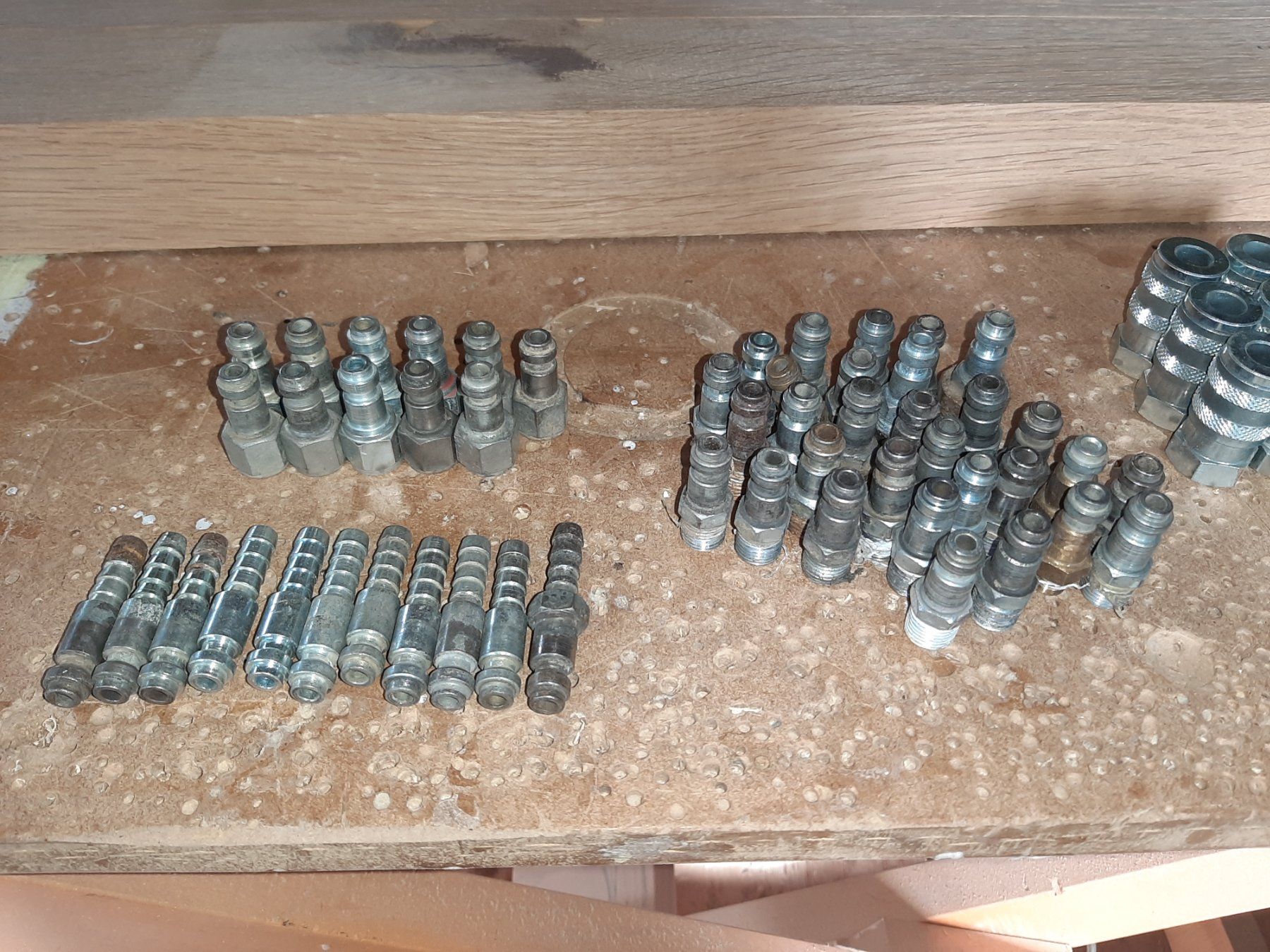 Tutti gli attrezzi: Druckluft Kupplungen – Usato da Neu St Johann venduto da oscheli 3