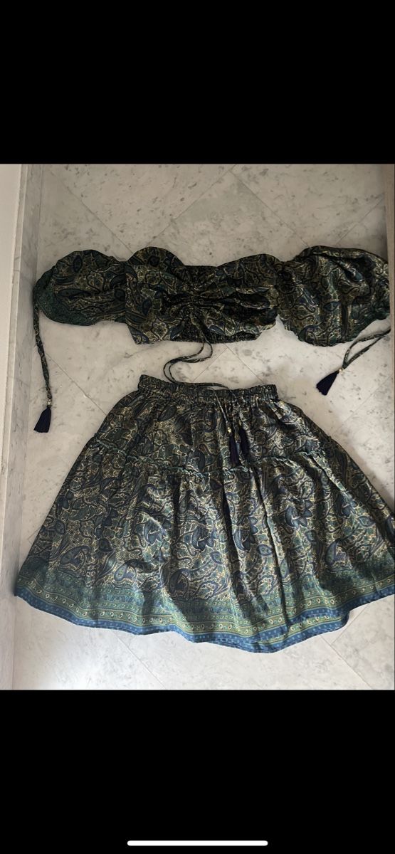 Lotti di vestiti: Outfit – Usato da Rheineck venduto da Princessaitaliana 1
