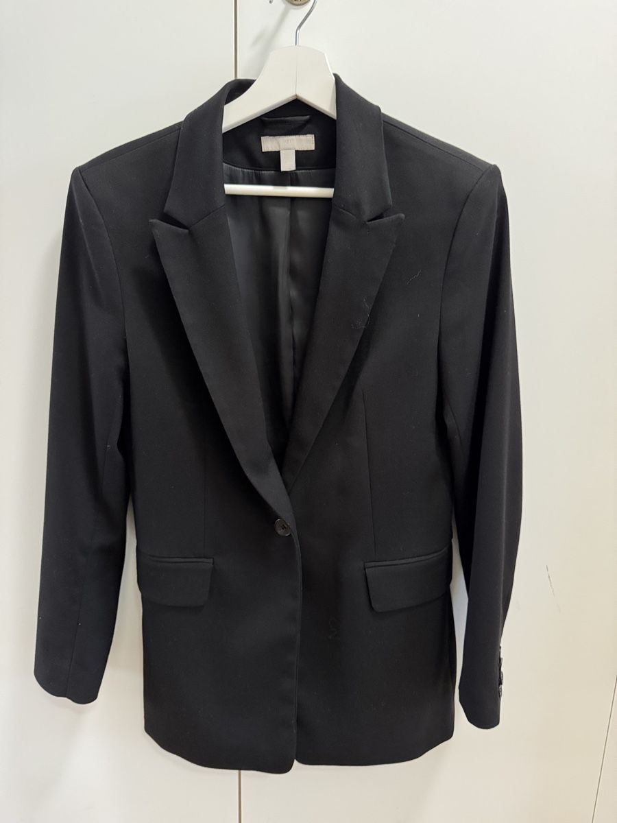 H&M Completi & Tailleur: Schwarzer H&M Oversize Blazer Gr. XS / 34 elegant – Usato da Schlieren venduto da itsquality