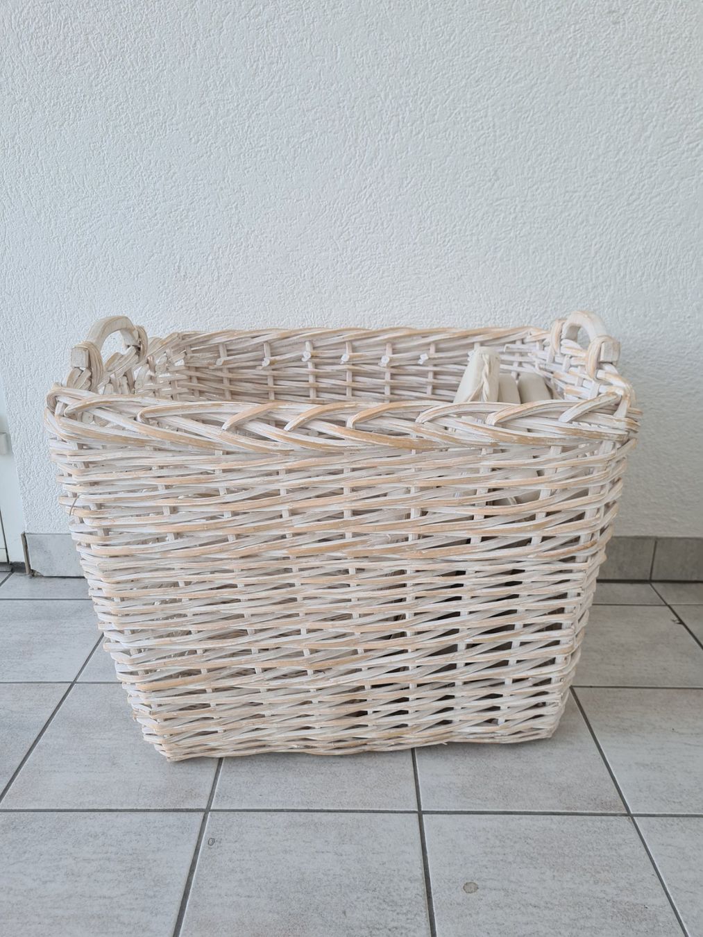 Autres articles pour la maison: Panier – D'occasion à Monthey par 187-zeroo 3