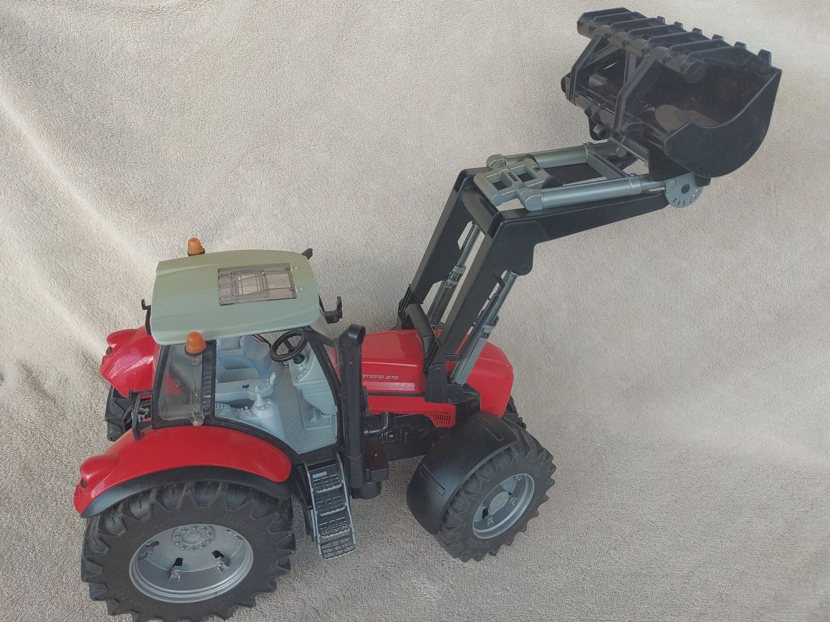 Bruder Giocattoli: Spielzeugtraktor mit Frontlader Same Diamond 270 – Usato da Strengelbach venduto da Phorensic_30