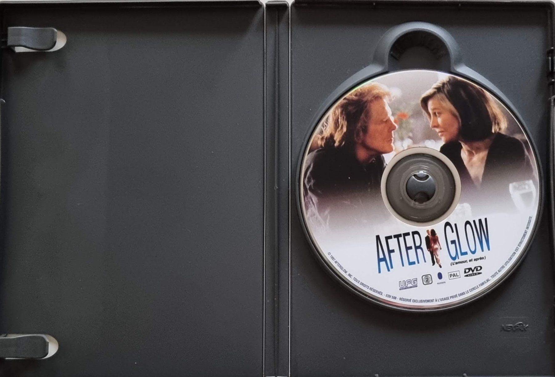 Tous les DVDs: Afterglow (1997) – D'occasion à La Tour-de-Peilz par Resize 2