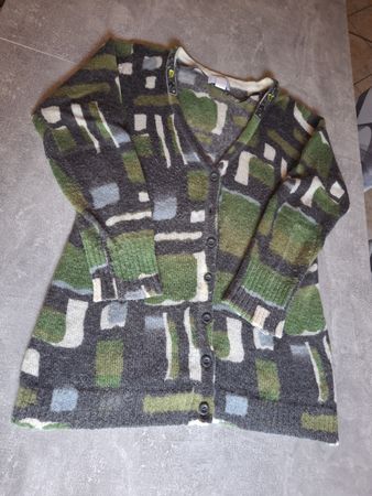Cardigan marque Cavita taille 42 23% mohair 22% laine 