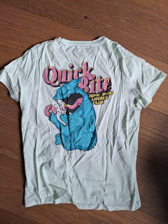 T Shirt