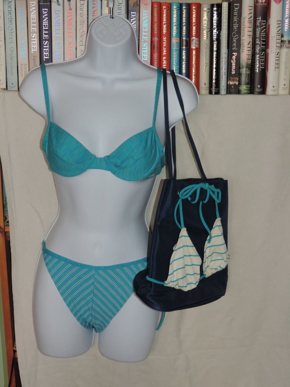 Maillots de bain & Bikinis: maillots de bain avec sac – D'occasion à Genève par Axelle333 1