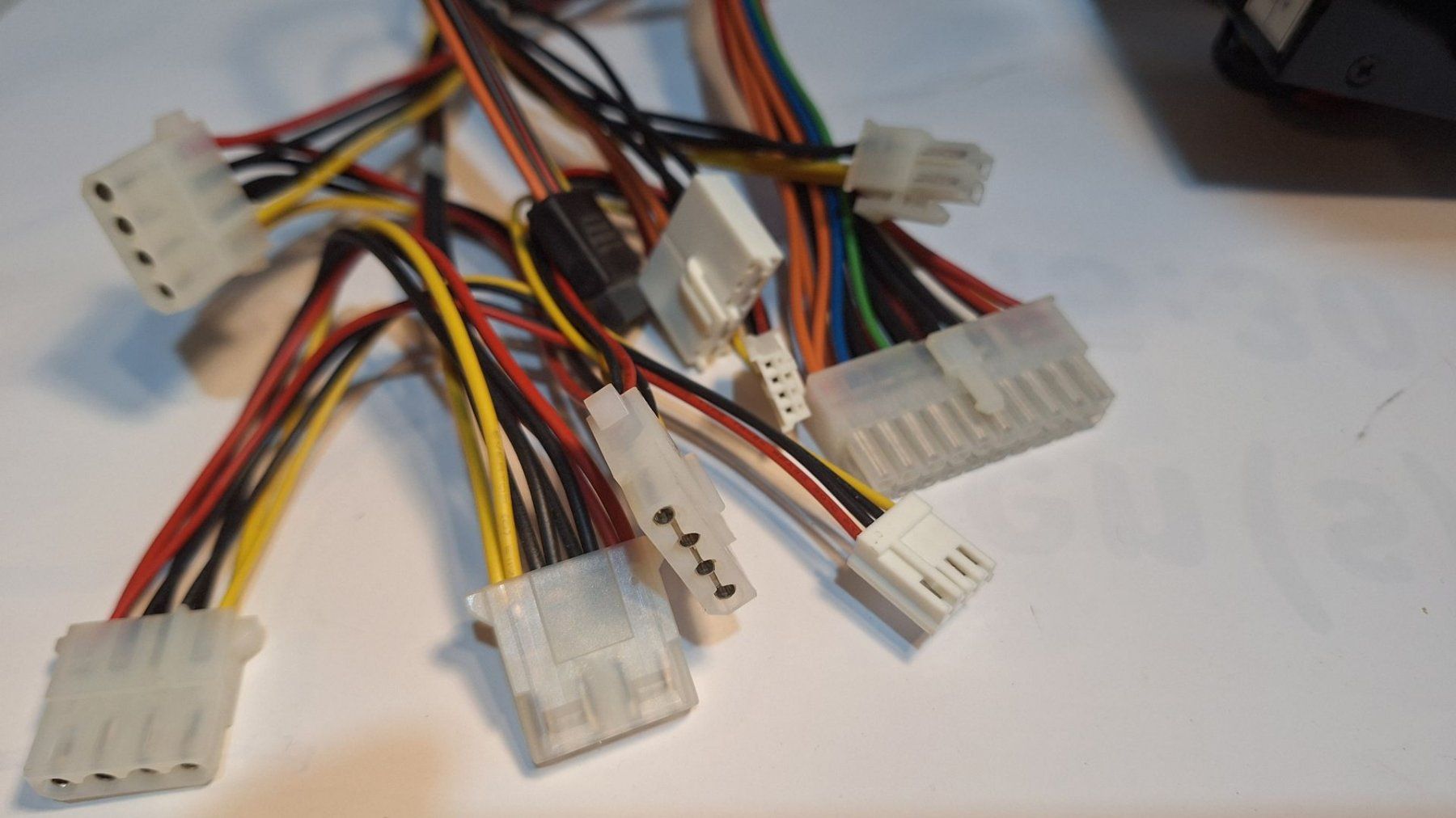 Custodie: Raptoxx Netzteil 350W – Nuovo (secondo la descrizione) da Waldenburg venduto da Thower 2