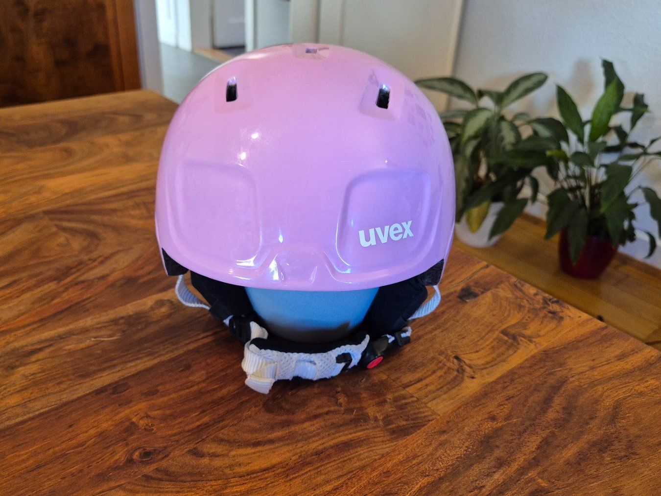 Uvex Caschi: Mädchen Uvex Skihelm. Gr. 51-55cm – Usato da Zürich venduto da Weekend_01 2