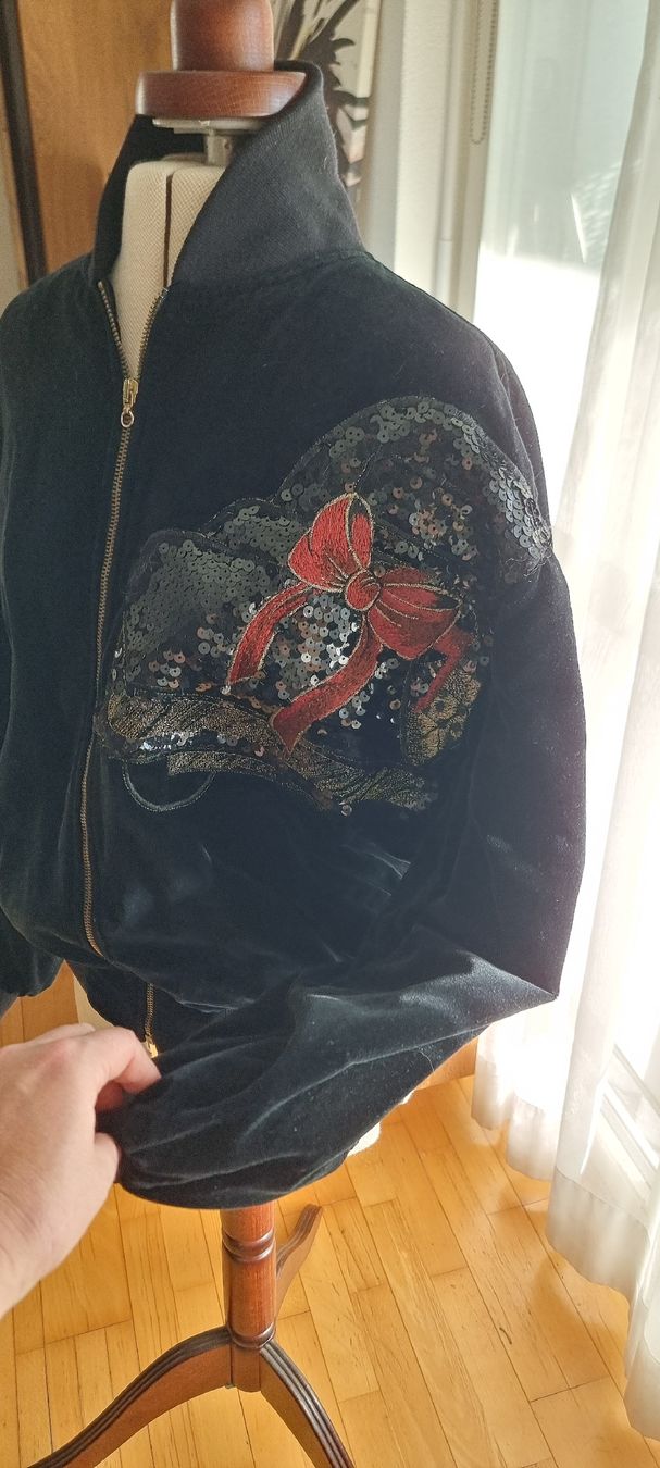 Iceberg Giacche: Iceberg Vintage Jacke – Usato da Riedikon venduto da Winter21. 5