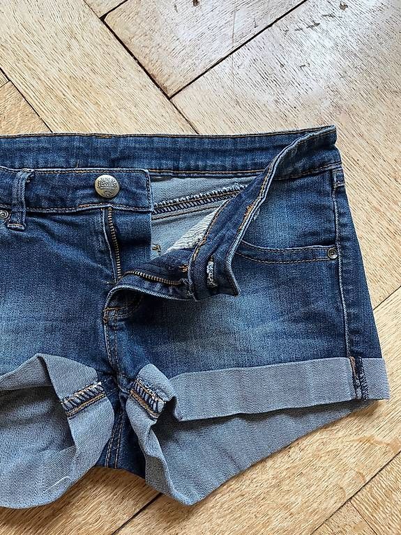 Jeans: Kurze Jeans mit Gurte Gr. 36 – Usato da Bern venduto da tan_2rrh 3