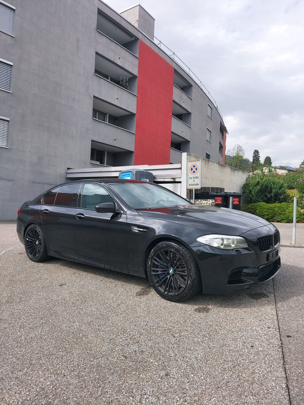 BMW Autos: BMW M5 – D'occasion à Stabio par kul_ft5m