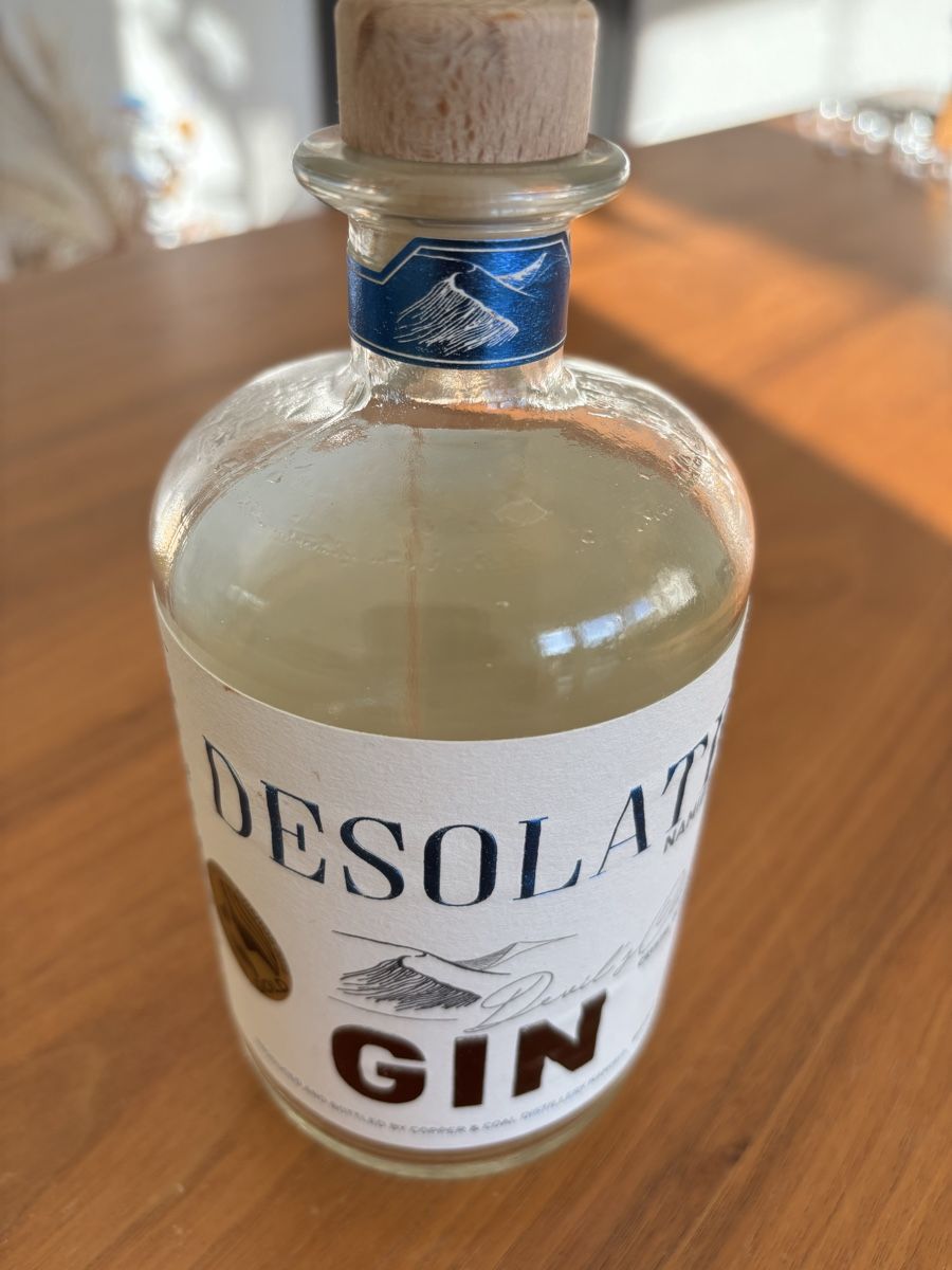Sonstiges: Desolate Gin Namibia leere Flasche – Gebraucht aus Bolligen von Zaeglis