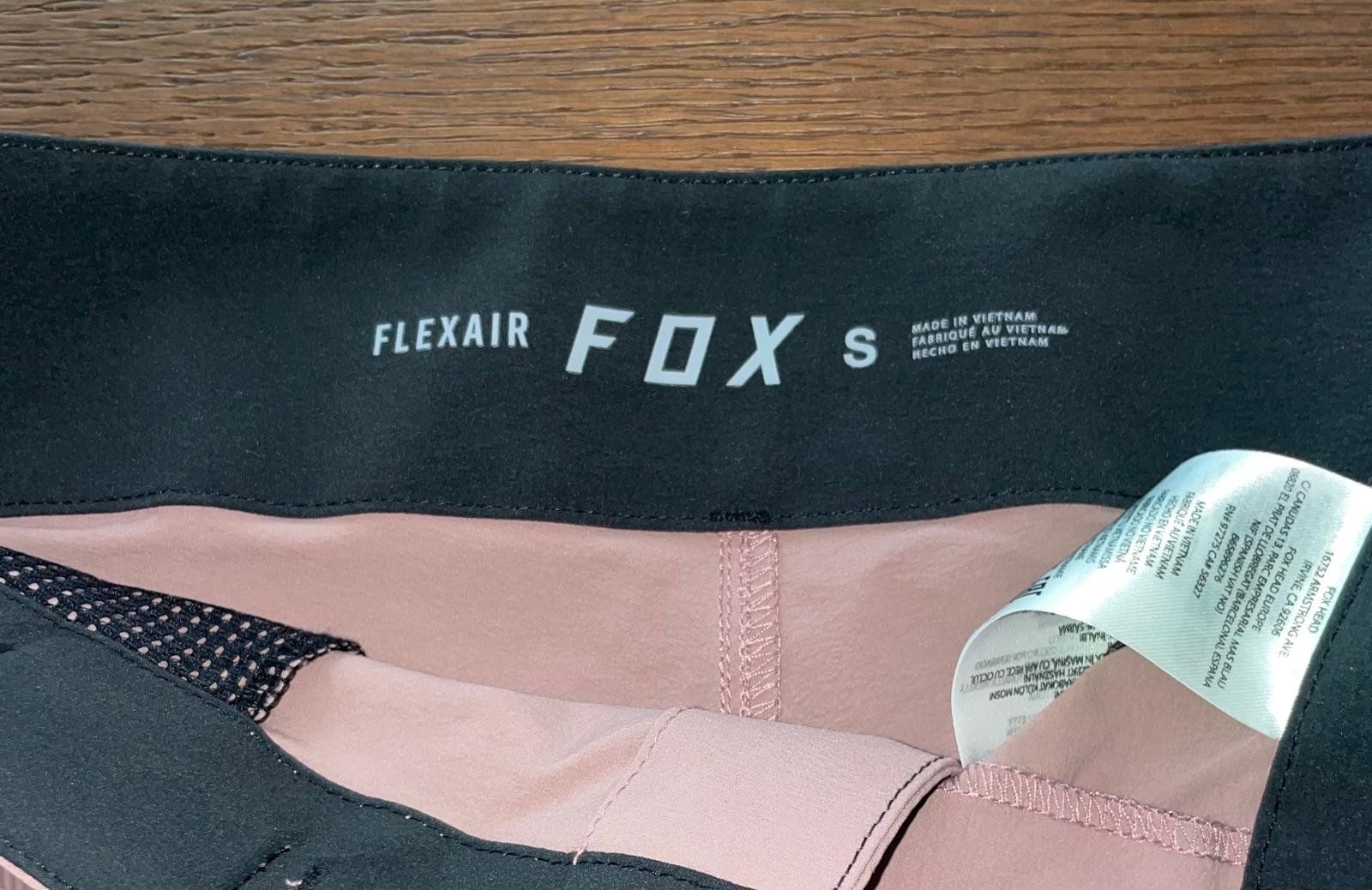 Fox Pantaloni: Fox Shorts Flexair Damen Gr. S – Nuovo (secondo la descrizione) da Wädenswil venduto da Bargy 3
