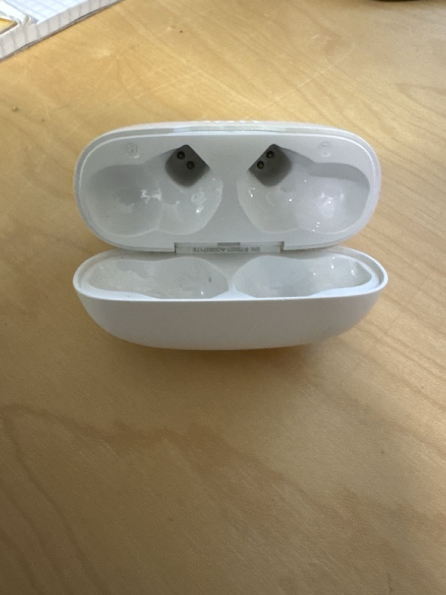 Chargeur: JBL Ladecase – Défectueux à Brittnau par ide_7s2m 2