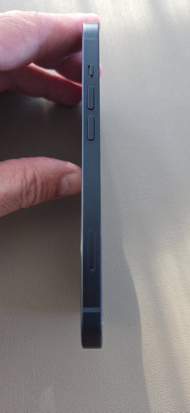 Apple Telefoni cellulari / Smartphones: iPhone 13 – Usato da Düdingen venduto da Zzzorro 3
