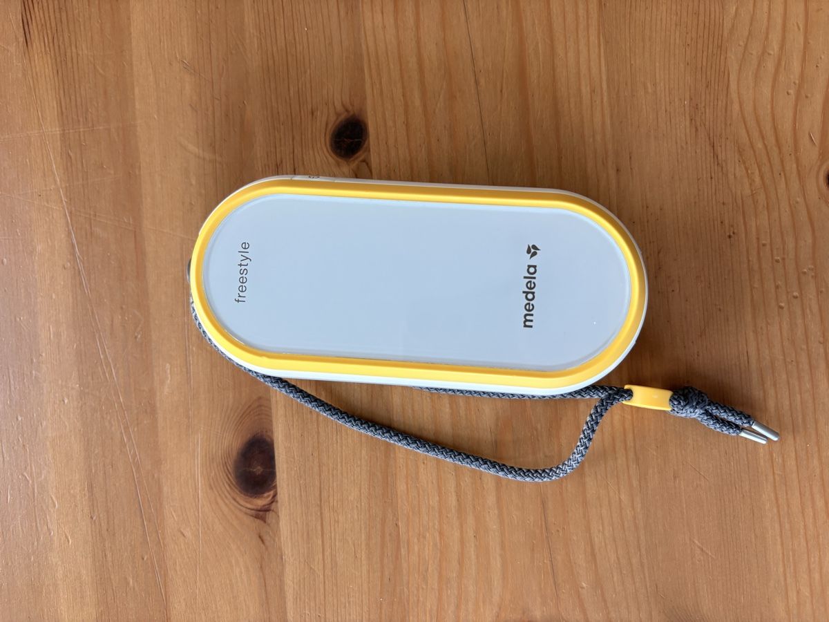 Medela Accessori per l’allattamento: Medela Doppelmilchpumpe Hands-free – Usato da Flawil venduto da CaStBaer 2