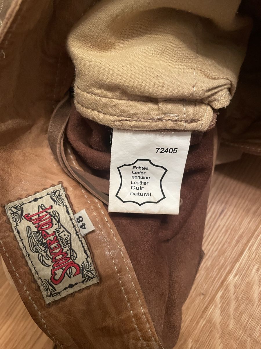Pantalons: Lederhose – D'occasion à Crésuz par Egli_Joel 3