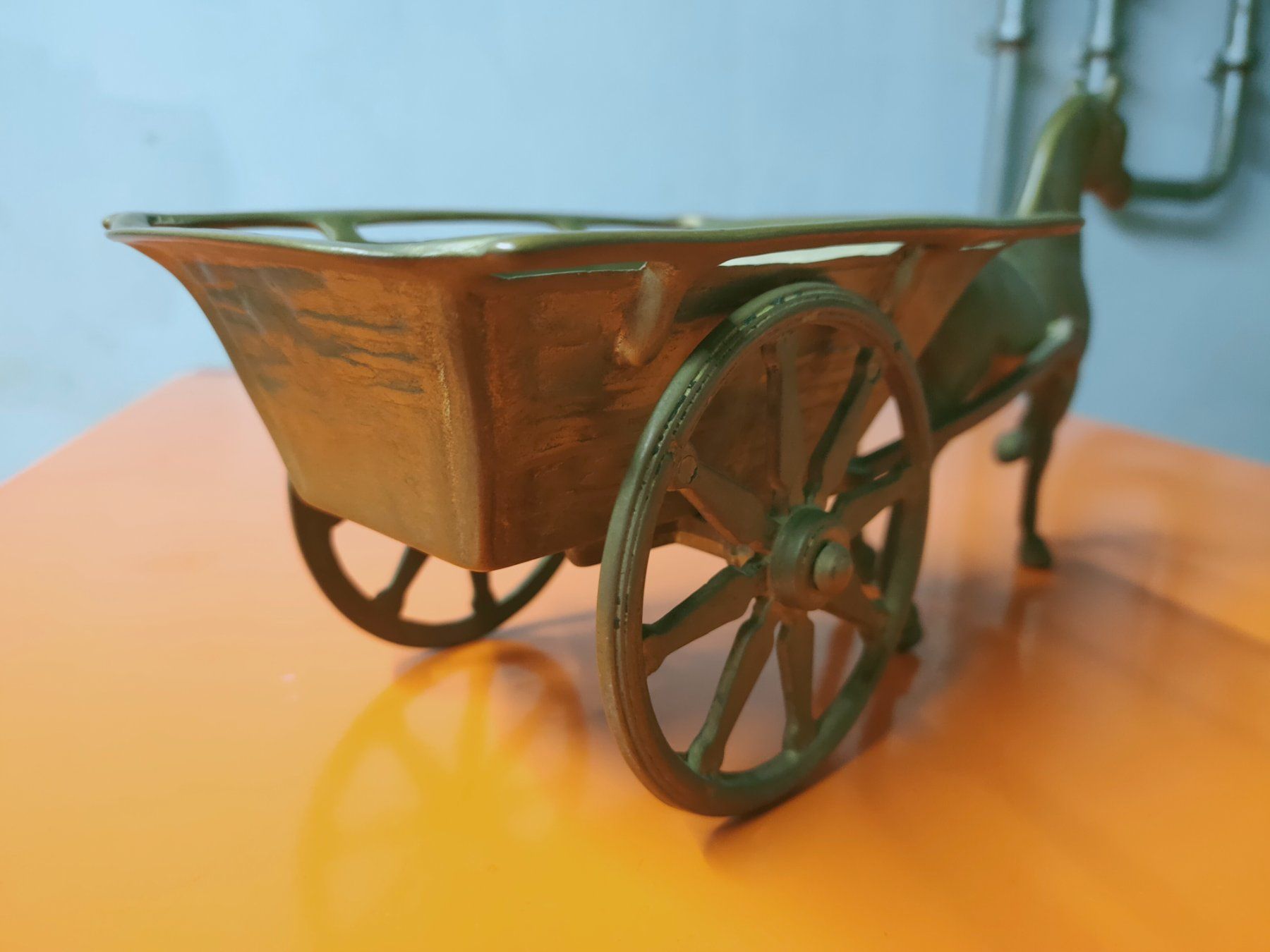 Tutte le decorazioni: Deko-Pferd mit Wagen aus Messing,  Vintage – Usato da Zürich venduto da Joer 3