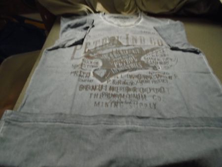 T-Shirt ca. Grösse M, Petrol, blau, Aufdruck