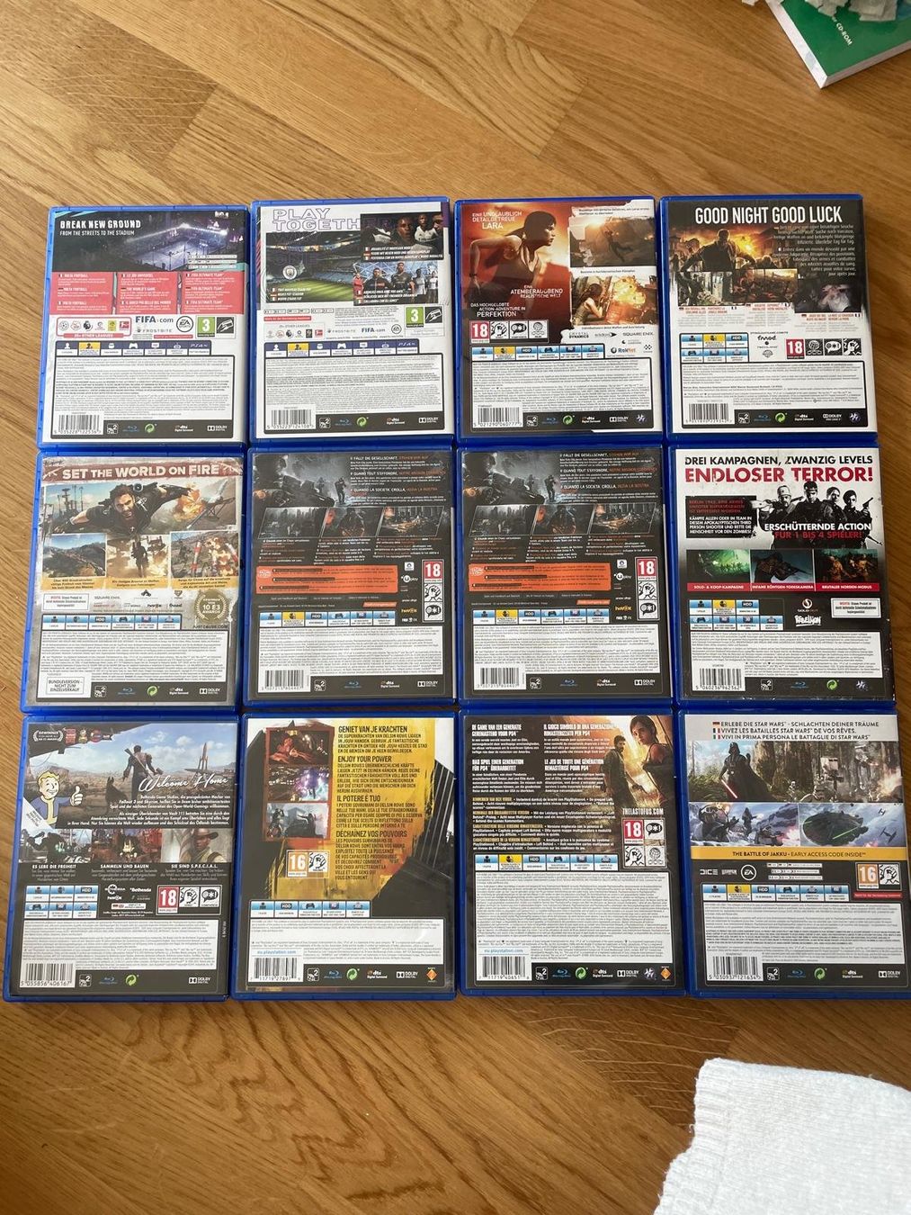 Sony Konsolen: Sony PS4 Pro 1TB + 2 Controller inkl. Ladestation + 12 Games – Gebraucht aus Grenchen von buuliaan 4