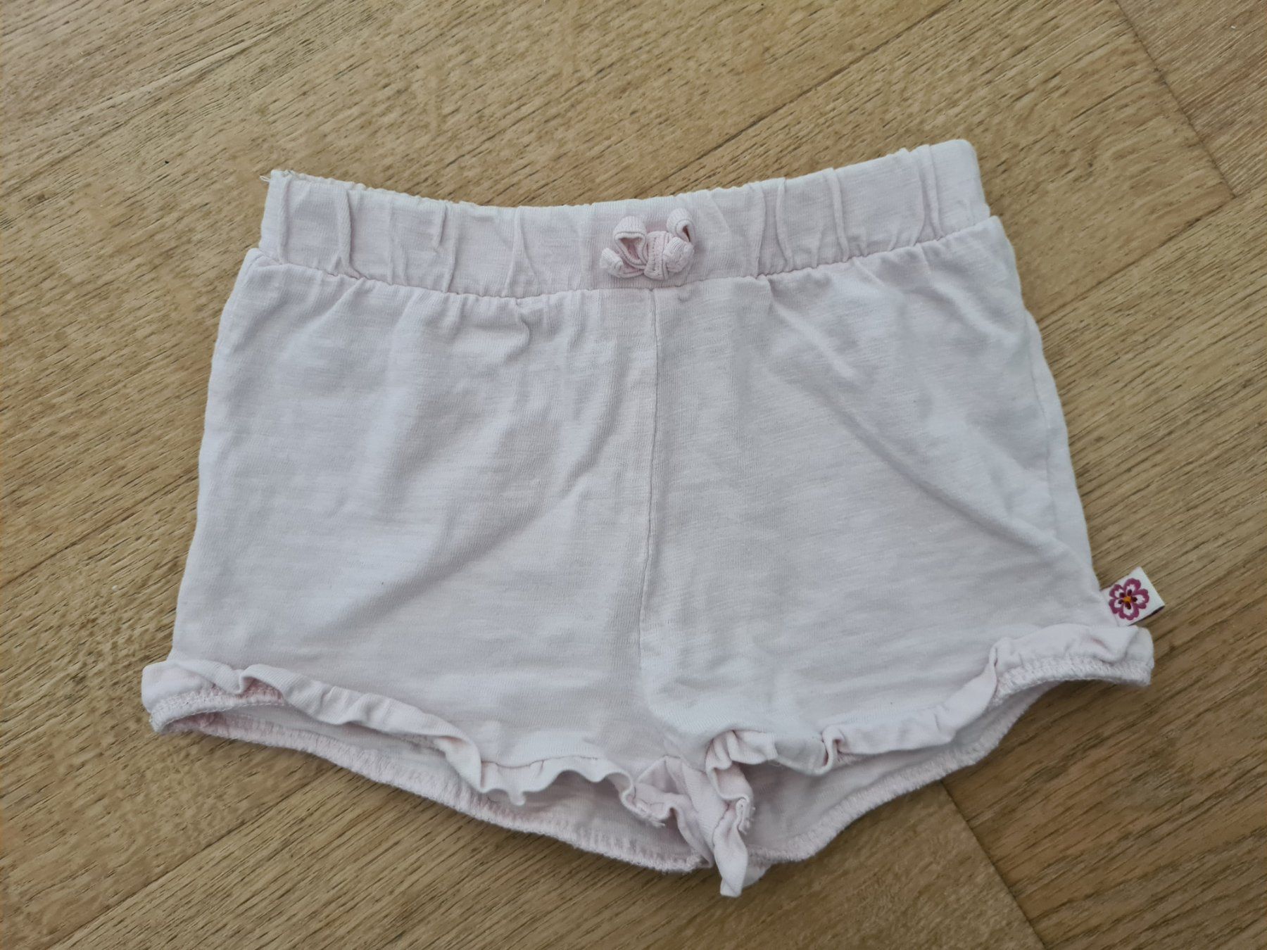 C&A Hosen: Short rose taille 80 fille été – Gebraucht aus Carouge GE von Gasco