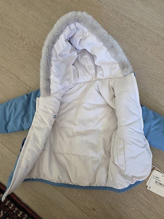 Vestes & Manteaux: Piumino Risvoltabile Bambino/a 4/6 Mesi – D'occasion à Sorengo par ebr_h97t 3