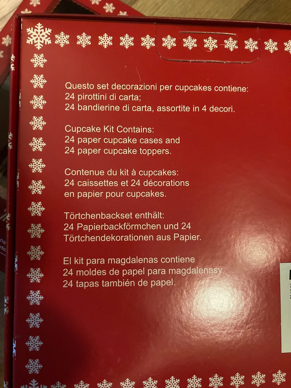 Backformen: Weihnachten Cupcake Formen Elf – Neu und originalverpackt aus Emmenbrücke von JJ_89 2