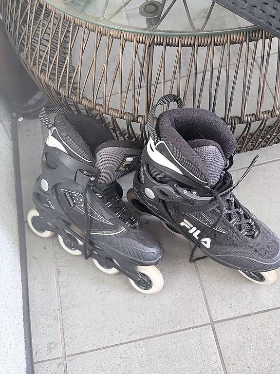 Pattini in linea & Pattini a rotelle: Inline Skater Gr. 41 – Usato da Basel venduto da suz_wk59