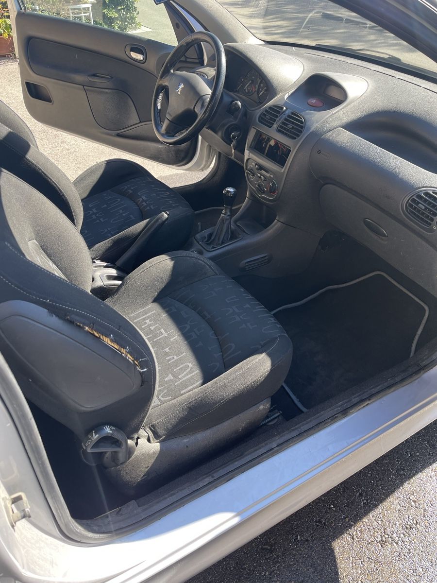 Peugeot Automobili: Peugeot 206 1.6 16V – Usato da Langrickenbach venduto da Freemic 7