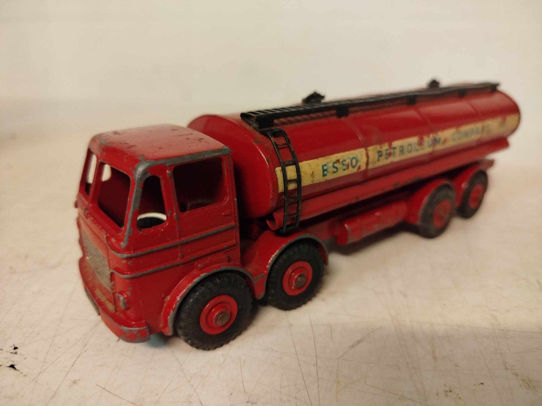 Dinky Toys Modellini d'auto: 4 X Dinky Toys – Usato da La Chaux-de-Fonds venduto da Emmaus2300CDF 1