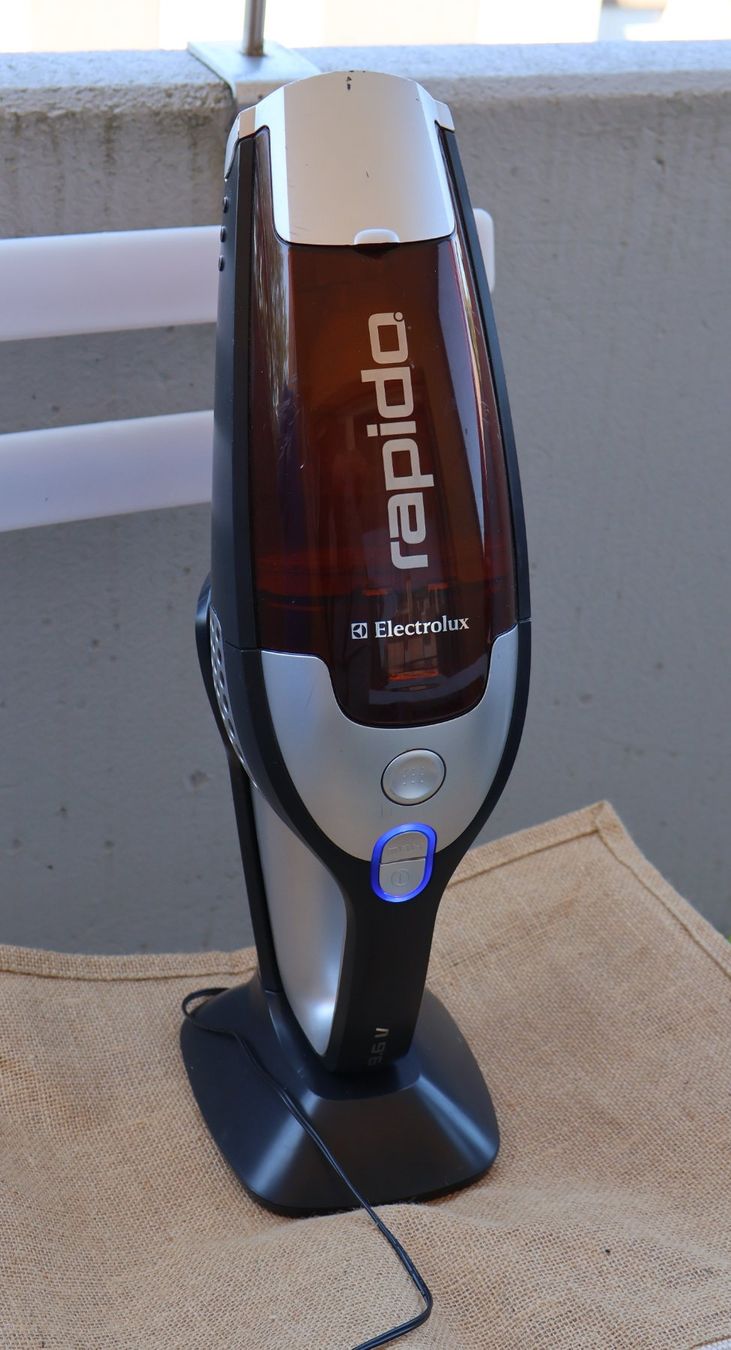 Electrolux Aspirateurs & Accessoires: Handstaubsauger Marke Electrolux – D'occasion à Aadorf par Olymp05