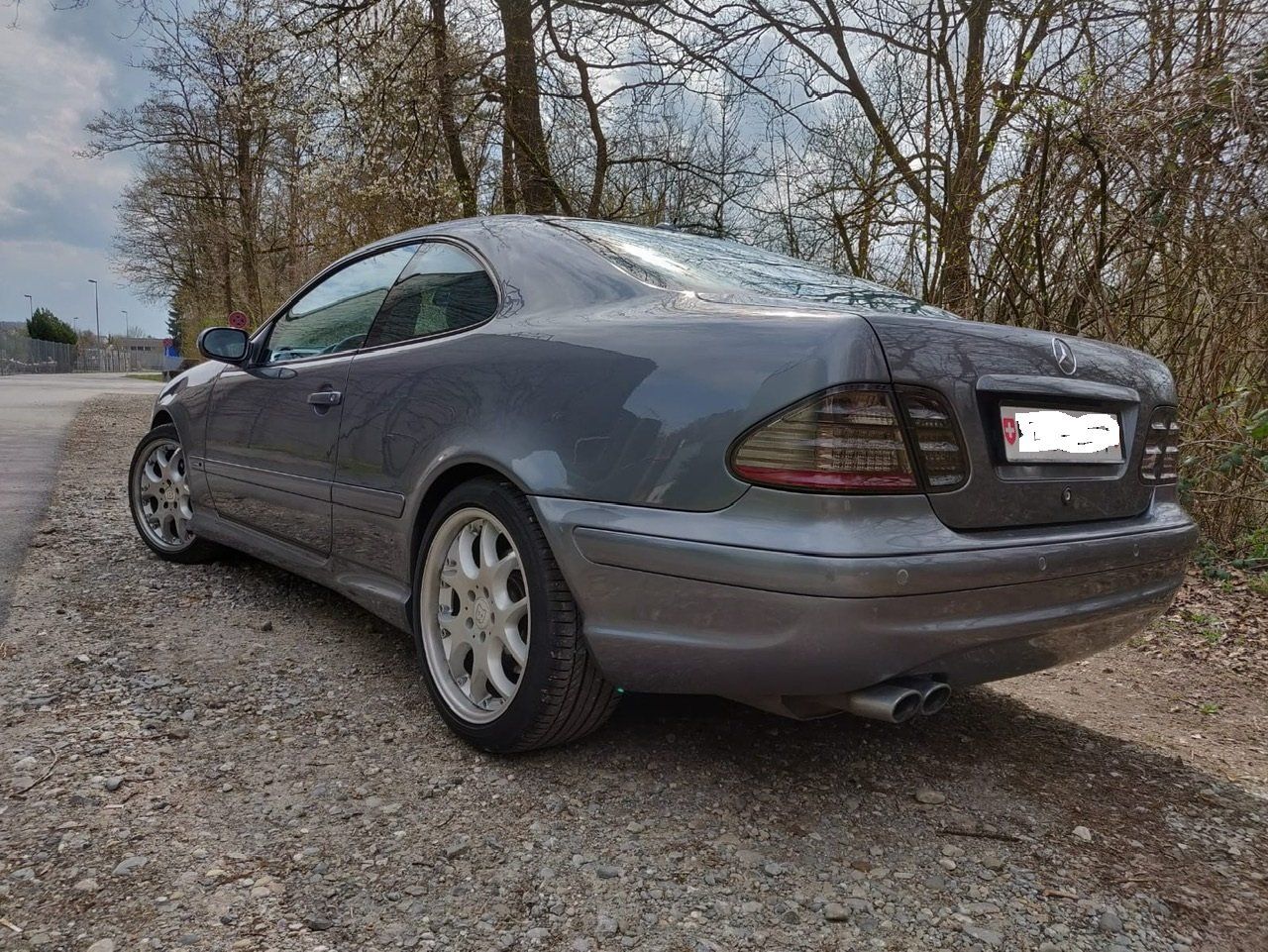 Mercedes-Benz Automobili: MERCEDES CLK AMG 55 ORIGINAL - EINTAUSCH MÖGLICH – Usato da Avenches venduto da BOOTTRANSPORTE 1