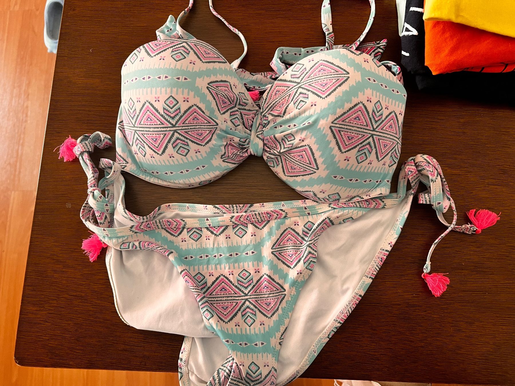 Maillots de bain & Bikinis: Bikini – D'occasion à Niederglatt ZH par NICELODEON18
