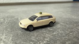 Modellauto Audi A4 Massstab 1:16