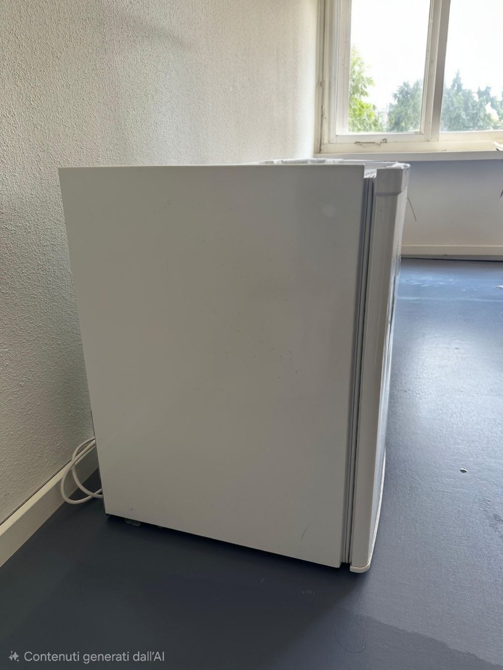 Kühlschrank: Kühlschrank ELEGO 70L mit Gefrierfach – Gebraucht aus Zürich von has_lvv7 1