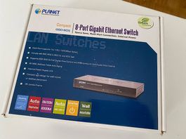 Planet 8 port gigabit ethernet switch - GSD-805. Neuf.